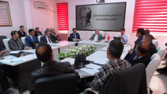 ORTAÖĞRETİM MÜDÜRLERİ İLE YGS DEĞERLENDİRME TOPLANTISI YAPILDI