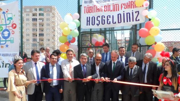 HATUNİYE KIZ TEKNİK MESLEKİ VE TEKNİK ANADOLU LİSESİ TÜBİTAK BİLİM FUARI