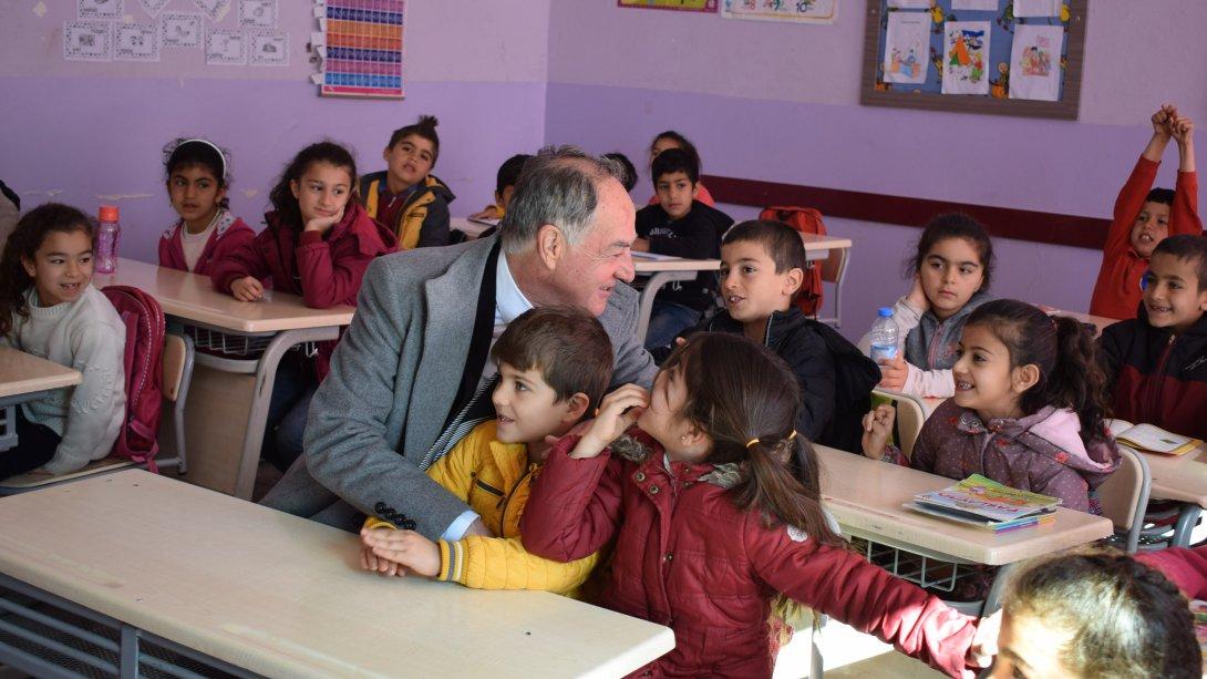 Sayın SÜMER Göllü İlkokulu/Ortaokulunu Ziyaret Etti